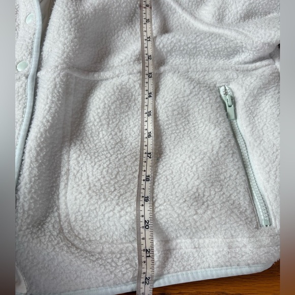 SUNDAY BEST sweater -Aritiza - Picture 8 of 11